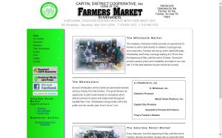 Farmers Market in Menands 
